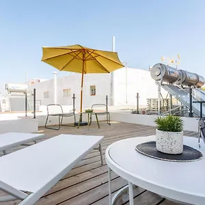  Apartamento Precioso Atico De Diseno, Gran Terraza De 35 M2 Y De 16 M2 Y Garaje En Pleno Centro